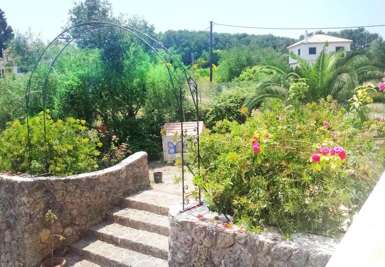 Classical Villa Anta Ágios Ioánnis Exteriör bild